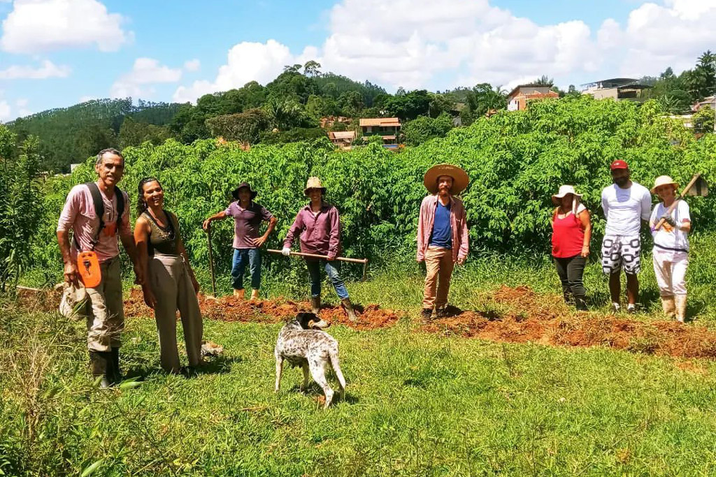 Um grupo de agricultores denominado "plantadores de água"